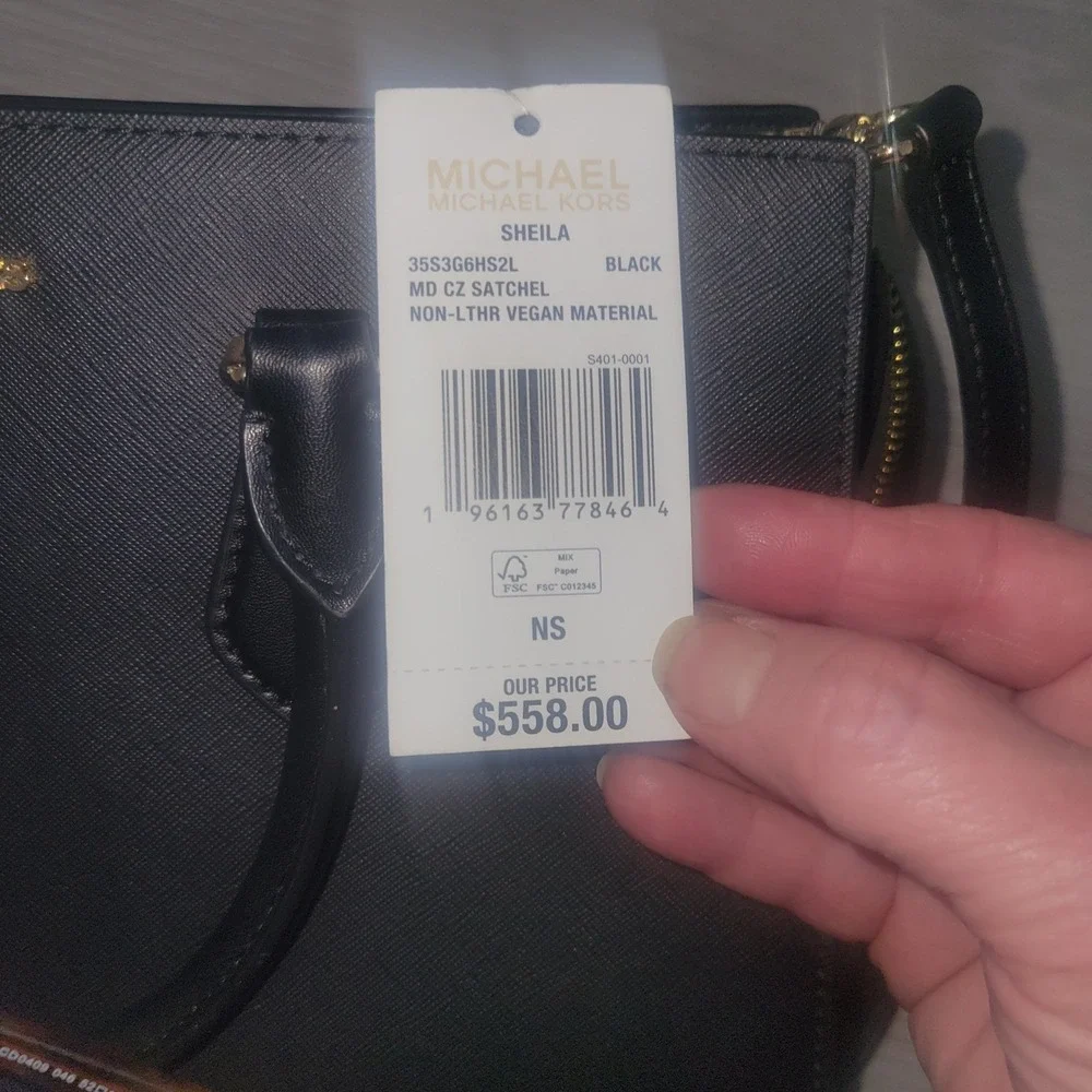Michael Kors NEW Sheila Black‎ Saffiano Leather Satchel Handbag Strap designer